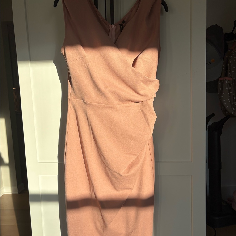 Elegant Sleeveless Pink Dress